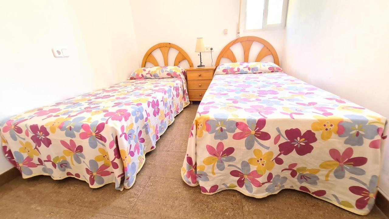 Apartament Bonanza - 40 Metros De La Playa! Gandia Zewnętrze zdjęcie