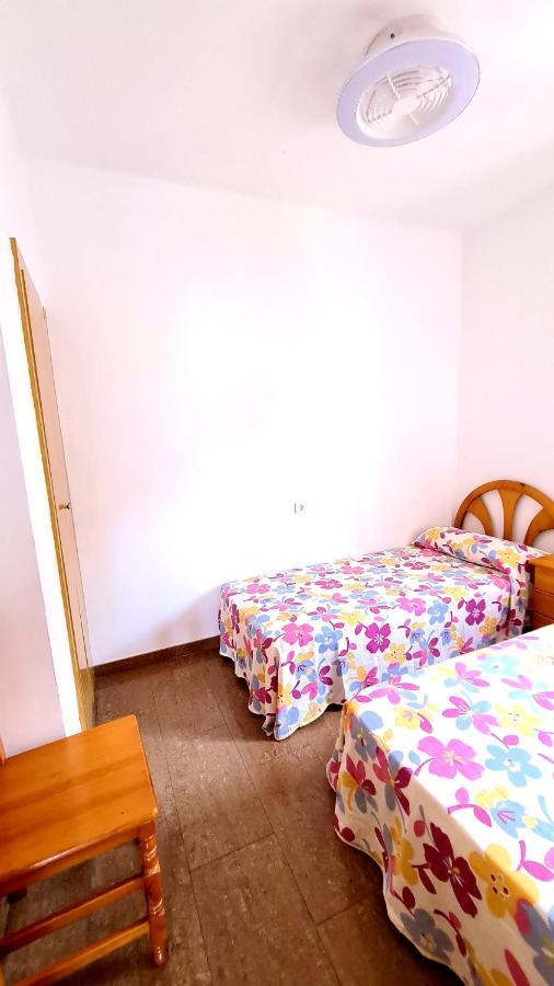 Apartament Bonanza - 40 Metros De La Playa! Gandia Zewnętrze zdjęcie