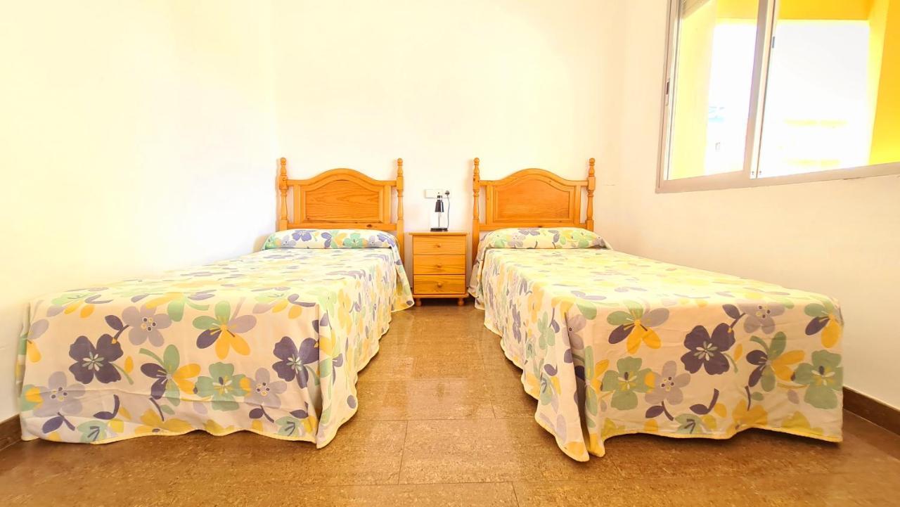 Apartament Bonanza - 40 Metros De La Playa! Gandia Zewnętrze zdjęcie