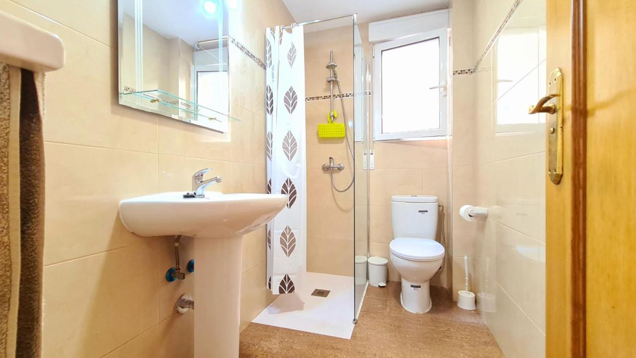Apartament Bonanza - 40 Metros De La Playa! Gandia Zewnętrze zdjęcie